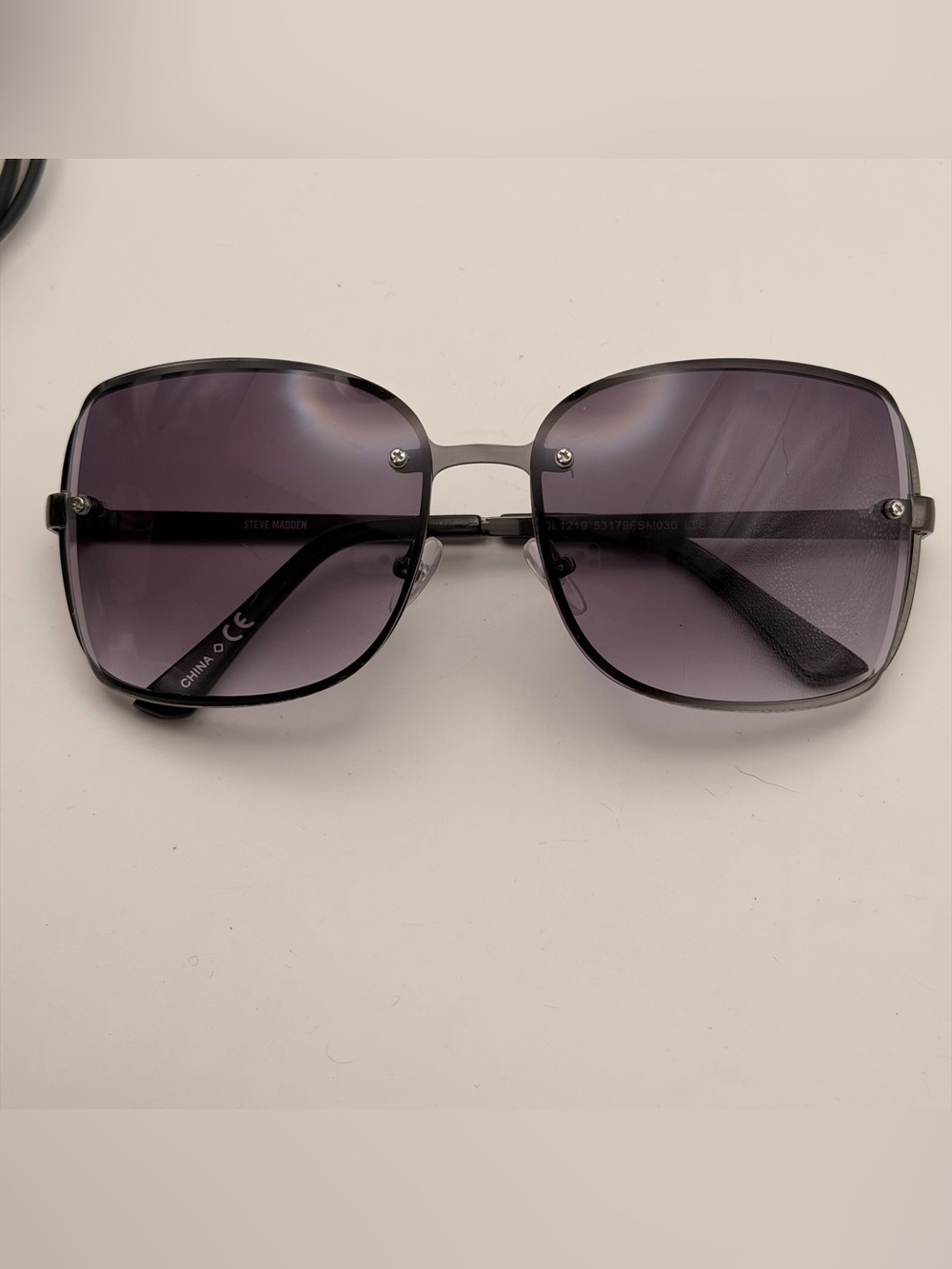 Steve‎ Madden, over size sunglasses